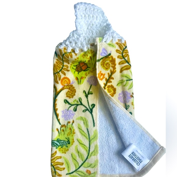 Hand Crafted Colorful Dragonflies Floral Hanging Hand Towels Crochet Top - Picture 7 of 12